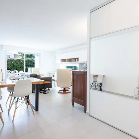 Ground-floor 2 Bedroom - Near Centre & Beaches Cannes
