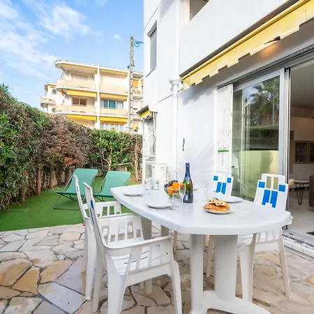 Ground-floor 2 Bedroom - Near Centre & Beaches Cannes