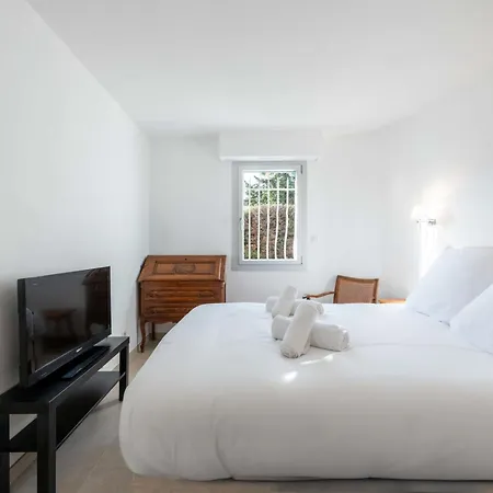 شقة Ground-floor 2 Bedroom - Near Centre & Beaches